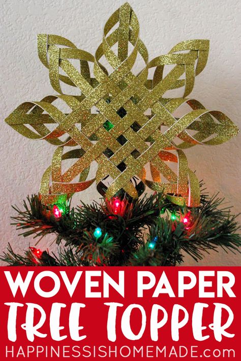 Woven Paper Tree Topper: Learn how to make a super cool tree topper out of nothing but paper and glue! Cricut Tree Topper, Handmade Christmas Tree Topper, Christbaumspitze Diy, Diy Tree Topper Ideas, Paper Tree Topper, Tree Topper Diy, Tree Topper Ideas, Diy Tree Topper, Xmas Tree Toppers