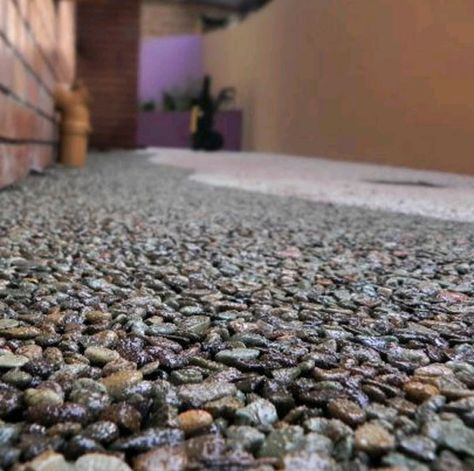 Edging Ideas For Gravel Driveway, Pebble Glue, Gravel Driveway Stone Edging, River Rock Path, Gravel Resin, Self Binding Gravel Garden, Resin Gravel, Self Binding Gravel Path, Resin Bonded Gravel