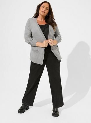 Ruched Sleeve Blazer, Plus Size Work, Peplum Blazer, Trendy Plus Size Fashion, Collarless Jacket, Lace Trim Cami, Collared Shirt Dress, Hi Low Dresses, Mini Skater Dress