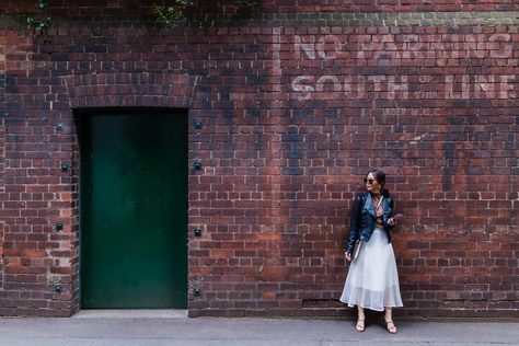 Urban Branding Photoshoot, Brick Photoshoot, Brick Wall Photoshoot Ideas, Brick Wall Photoshoot, Coffeeshop Photography, Julie Bogart, Stylist Lifestyle, Clothing Stylist, Urban Photoshoot