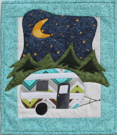 Camping Quilts, Build A Campfire, Camper Crafts, Camper Applique, Camper Quilt, Camping Quilt, Camper Design, Wall Hanging Pattern, Mini Quilt Patterns