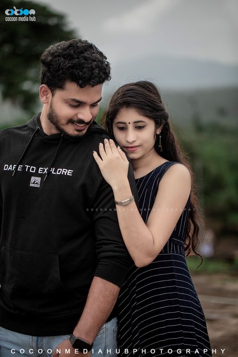 Indian Wedding Poses, Pre Wedding Photoshoot Outfit, Couple Wedding Dress, Indian Wedding Couple Photography, Indian Wedding Couple, Packing Ideas, Black Clothes, Wedding Couple Poses Photography, Fun Photos