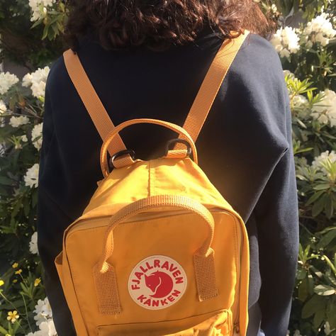 2018 Yellow Aesthetic, Yellow Kanken Aesthetic, 2018 Artsy Aesthetic, Fjallraven Kanken Yellow, Yellow Backpack Aesthetic, 2019 Indie Aesthetic, 2018 Indie Aesthetic, Yellow Bag Aesthetic, Bellacore Aesthetic