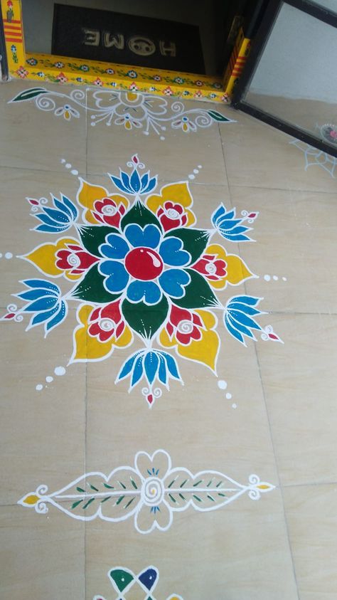 Painted Rangoli On Floor, Rangoli Painting On Floor, Paint Rangoli Designs, Paint Rangoli Designs On Floor, Paint Rangoli, Painting Rangoli Design, Rangoli Painting, Diwali Ideas, Festival Rangoli