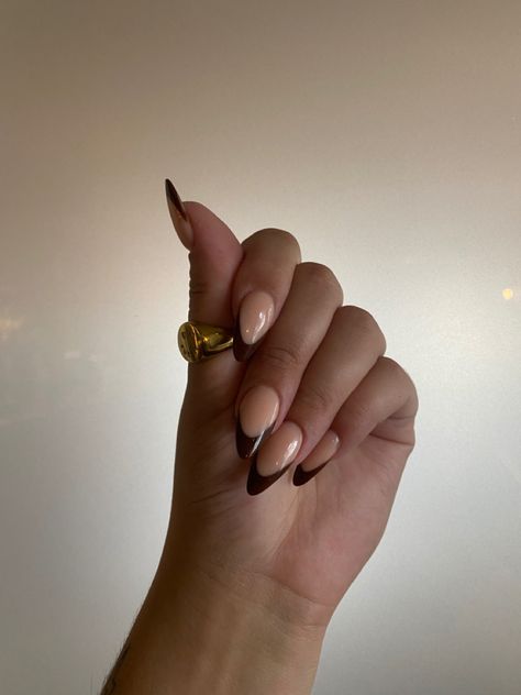 Dark Brown French Tip Nails Almond, Brown Tip Almond Nails, Brown French Tips Almond, Almond Brown French Tip Nails, Chocolate Brown French Tip Nails, Dark Brown French Tip Nails, Brown French Tip Nails Almond, Brown Nails French Tip, Brown French Tip Acrylic Nails