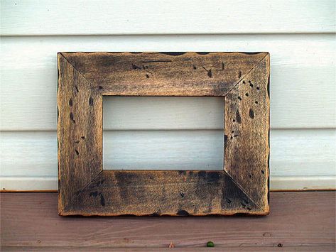 How to make barn wood frames Driftwood Picture Frames Diy, How To Make A Wooden Frame, Wooden Picture Frame Ideas, Diy Wooden Frame, Cadre Photo Diy, Reclaimed Wood Picture Frames, Barn Wood Picture Frames, Making Picture Frames, Wood Cabin