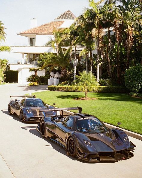 Zonda R, Zonda Zonda R, Garage Goals, Pagani Zonda R, Futuristic Cars Design, Luxury Beach House, Pagani Zonda, Cool Car Pictures, Cars Luxury, Ferrari F40