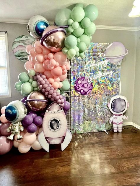 Balloon Artists | My 1st setup for the year | Facebook Hello Kitty Pinata, Galaxy Ideas, Astronaut Party, Astronaut Birthday, Space Birthday Party, 2nd Birthday Party Themes, Space Birthday, Space Party, Balloon Columns