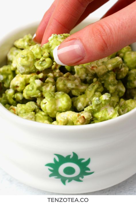 white chocolate matcha popcorn recipe. Click for recipe. Matcha Popcorn, Matcha Ideas, White Chocolate Matcha, Organic Matcha Green Tea Powder, White Chocolate Popcorn, Matcha White Chocolate, Matcha Recipes, Ceremonial Matcha, Popcorn Recipe