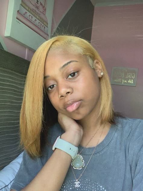 Ginger Blonde Hair, Dyed Blonde Hair, Protective Hairstyles For Natural Hair, Frontal Hairstyles, Wavy Curly Hair, Honey Blonde Hair, Pretty Hair Color, Honey Blonde, Dye My Hair