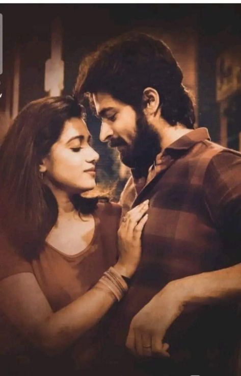 Ispade Rajavum Idhaya Raniyum Images, Ispade Rajavum Idhaya Raniyum, Couple Pic Hd, Insta Edits, Stunt Video, Sita Ramam, Cute Friendship Quotes, Moms Photography, Actors Illustration