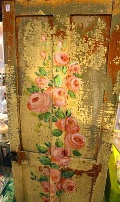 Dishfunctional Designs: Beautiful Unique Painted Doors - Indoors and Out Tan House, Door Colors, Painted Cottage, Decor Shabby Chic, Shabby Chic Bathroom, Shabby Chic Pink, Front Door Colors, Chic Bathrooms, Shabby Chic Kitchen