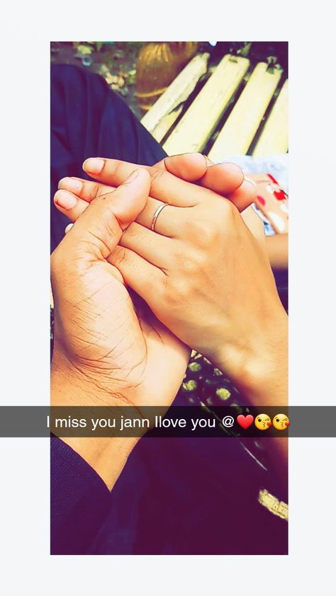 Couple Hand Pic For Dp, Couple Hand Pic, Names For Girlfriend, Best Couple Pictures, Couple Hands, Romantic Love Song, Hand Pic, Best Friend Song Lyrics, Baby Love Quotes