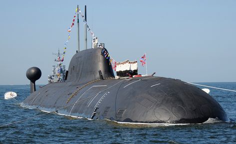 How a Freaky Chemistry Accident Sunk a Russian Nuclear Submarine | The National Interest Russian Nuclear Submarine, Royal Navy Submarine, Russian Submarine, Soviet Navy, Nuclear Submarine, Nuclear Reactor, Cruise Missile, Indian Navy, Nuclear Power Plant