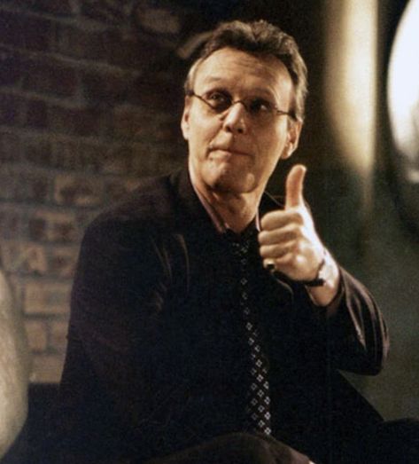 Giles Buffy The Vampire Slayer, Buffy The Vampire Slayer Giles, Giles Aesthetic, Buffy Giles, Giles Buffy, Teen Vampire, Rupert Giles, Cursed Pictures, Anthony Head