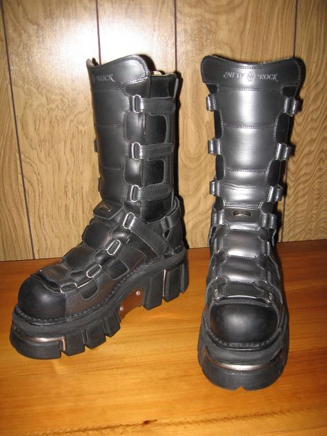 Men Platform Boots, Swiss Ghoul, Tall Combat Boots, Harley Boots, Biker Wear, New Rock Boots, Goth Guys, Goth Boots, High Shoes