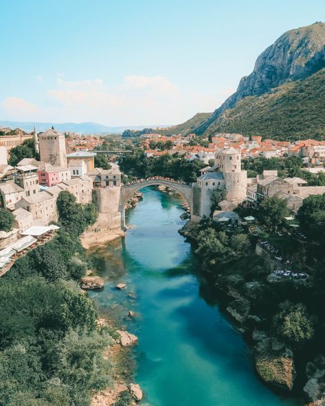 Mostar, Bosnia & Herzegovina is a great day trip from Dubrovnik, Croatia. For more tips on visiting Dubrovnik, read this travel guide. | The Longest Weekend #croatiaguide #mostar #bosnia Mostar Bosnia, Dubrovnik Croatia, Croatia Travel, Las Vegas Hotels, Dream Travel Destinations, Zagreb, Beautiful Places To Travel, Dubrovnik, European Travel