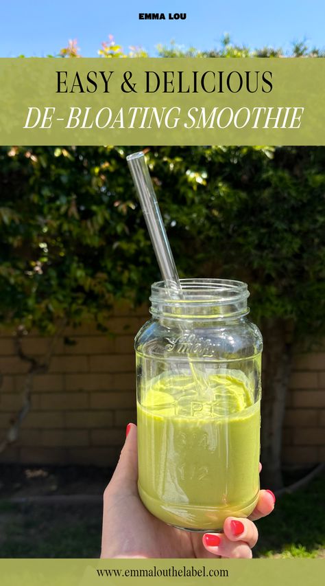 Debloat Smoothie, Debloating Smoothie, Best Smoothie, Pilates Moves, Smoothie Prep, Best Smoothie Recipes, Good Smoothies, Banana Smoothie, Smoothie Recipe