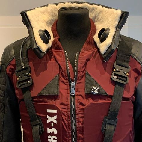 Cyberpunk Gear, Cyberpunk Outerwear For Cosplay In Winter, Cyberpunk 2077 Clothes, Cyberpunk Winter Outerwear For Cosplay, Future Fashion Male, Winter Cyberpunk Fitted Outerwear, Cyberpunk Bagpack, Samurai Jacket Cyberpunk, Cyberpunk Men