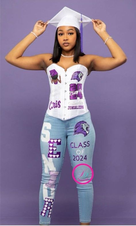 Cute Senior Pants Ideas, Senior Pictures Outfits Black, Custom Jeans Ideas, Senior Pictures Outfits Black Women, Senior Pants Ideas, Homecoming Pants, Nursing Photos, Senior Painted Jeans, Senior Pants