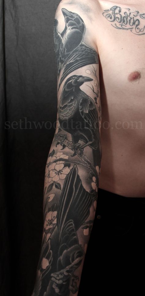 sethwoodtattoo:  Chad’s arm of crows (pt 1). Not quite black and grey. Not quite color. Just right. We even got a pretty substantial cover up in there. More photos to come…. A Bird Tattoo, Raven Tattoos, Rabe Tattoo, Wood Tattoo, Tattoos Men, Crow Tattoo, Full Back Tattoos, Raven Tattoo, Full Sleeve Tattoos