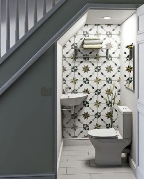 Understairs Toilet, Minimalist Powder Room, Small Downstairs Toilet, Bathroom Under Stairs, Mini Bad, Toilet Room Decor, Small Toilet Room, Downstairs Toilet, Stair Case