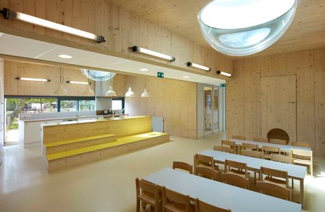 Children Architecture, Daycare Rooms, School Cafe, Kindergarten Interior, Kindergarten Design, Home Daycare, Daycare Center, Childcare Center, Education Design