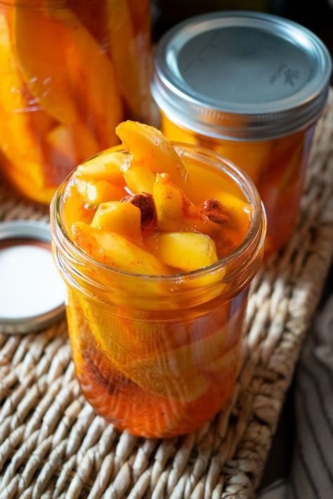 Pickled Mango Recipe, Pickled Daikon Recipe, Daikon Recipe, Brine Recipes, Pickle Mango Recipe, Pickled Fruit, Pickled Mango, Easy Pickling Recipes, Easy Pickle