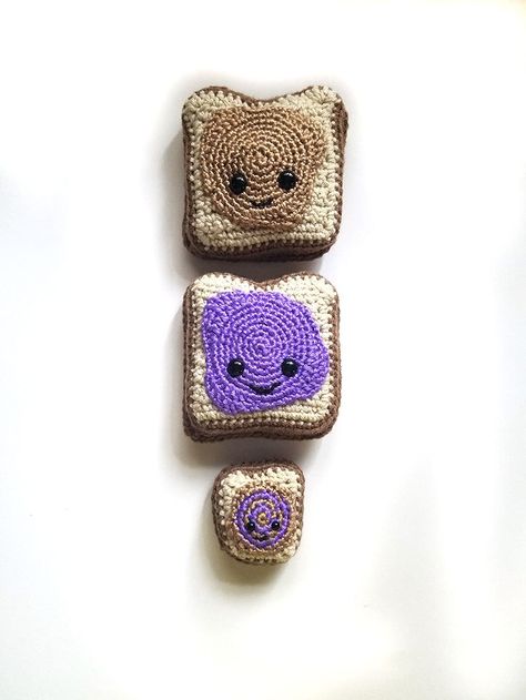 Peanut Butter and Jelly Crochet Family Pattern Crochet Family, Crochet Projects To Sell, Crochet Beginner, Quick Crochet Projects, Peanut Butter Sandwich, Kids Crochet, Peanut Butter And Jelly, Crochet Food, Crochet Magazine