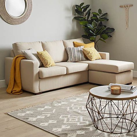 Cushions On Corner Sofa, Beige Sofa Living Room, Corner Sofa With Storage, Sofa Bed Mechanism, Daybed Room, Storage Corner, Cosy Reading, Sofa Layout, Multi Functional Sofa