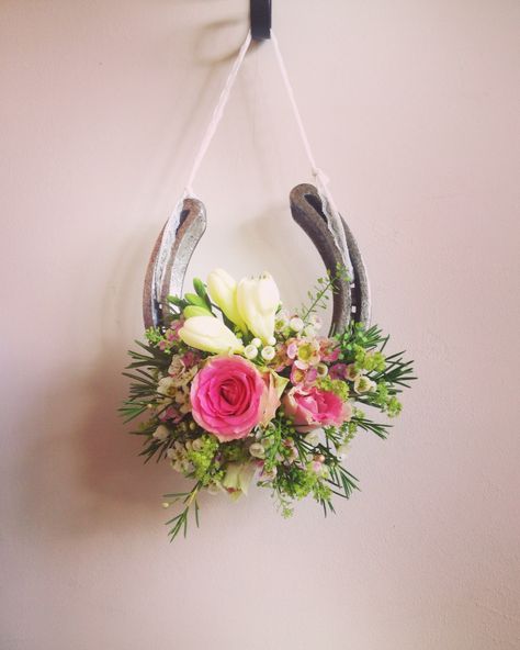 Wedding horseshoe dressed with flowers #horseshoe #wedding #flowers #luck #florist #theblossomtreeflowers Horseshoe Flower Arrangement, Horseshoe Wedding Decorations, Horseshoe Wedding, Wedding Horseshoes, Horse Wedding, Wedding 2025, Horse Shoe, Flower Farm, Flower Dresses