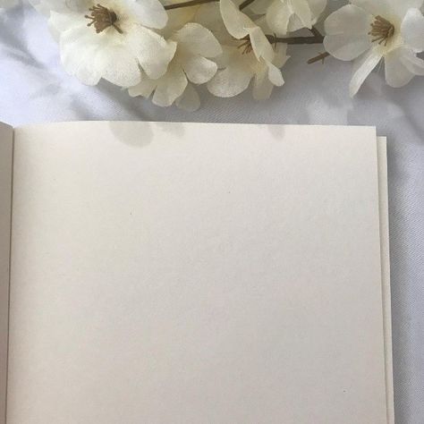 Book Blank Page Aesthetic, Empty Book Pages Aesthetic, Blank Diary Page, Empty Book Page, Diary Page Template, Blank Pages Aesthetic, Blank Page Book, Plain Book Page Aesthetic, Vintage Writing Paper