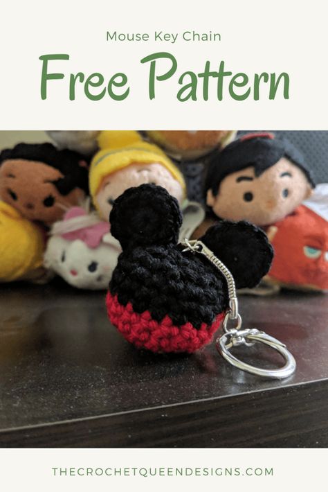 Disney Haken, Crochet Projects To Sell, Crochet Mickey Mouse, Crochet Queen, Crochet Hook Size, Disney Crochet Patterns, Crochet Disney, Crochet Keychain Pattern, Yarn Bee