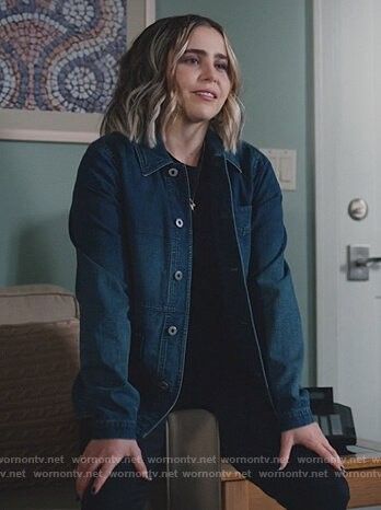 Annie Marks, I Need Her, Mae Whitman, Chop Chop, Good Girls, Oversized Denim Jacket, Chore Jacket, Other Outfits, Mens Plus Size