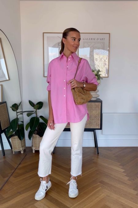 Pink Shirt Outfit, 70s Inspired Outfits, Wrap Playsuit, Office Outfits Women Casual, Oversized Long Sleeve Shirt, Modesty Outfits, Office Casual Outfit, Classy Tattoos, Office Outfits Women