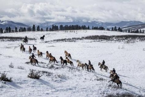 filson:Far from any roads. #FilsonLifePhotography by Travis... Winter Cowboy, Cowboy Aesthetic, Red Dead Redemption Ii, Winter Aesthetic, Character Aesthetic, Life Photography, Wild West, Amazing Nature, Winter Wonderland