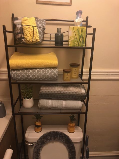 Over Toilet Rack Decor, Bathroom Rack Over Toilet, Towel Storage Over Toilet, Over The Toilet Rack Decor, Diy Bathroom Shelf Storage, Over Toilet Rack, Toilet Rack Decor, Bathroom Behind Toilet Decor, Bathroom Over The Toilet Ideas