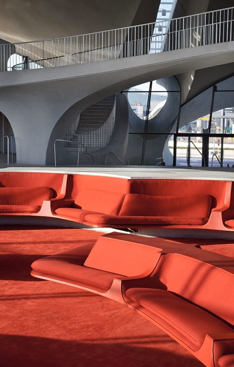 60s Architecture, Futuristic Interiors, Twa Flight Center, Retro Interior Design, Jet Age, Futuristic Interior, Eero Saarinen, Retro Interior, Brutalist Architecture