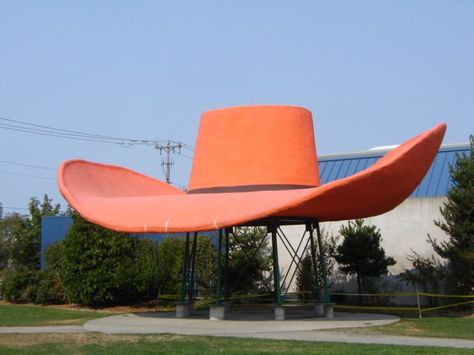 World's Largest Cowboy Hat - Seattle, WA The Emerald City, Parc D'attraction, Romantic Bedroom, Roadside Attractions, Emerald City, Big Art, Water Tower, Seattle Washington, World Records