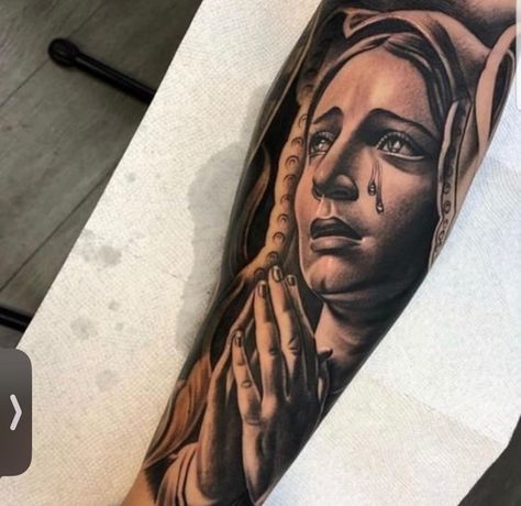 Praying Virgin Mary Tattoo Design, Praying Mary Tattoo, Mama Mary Tattoo Design Black And Grey, Virgin Mary Tattoo Sleeve, Virgin Mary Tattoo Forearm, Virgin Mary Tattoo Design, Europe Tattoo, Madonna Tattoo, Tato Realis