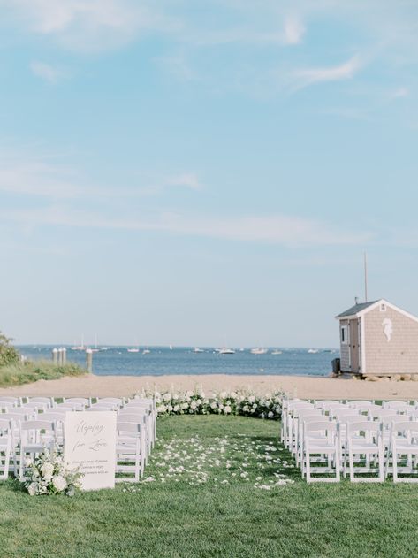 Get inspired by the coastal charm of this New England wedding at Shining Tides. A beautiful blend of sea breezes and white florals. @stephanieberensonphotography Ceremony Outline, Aisle Markers, Cottage Coastal, Wedding Ceremony Arch, Coastal Elegance, New England Wedding, Wedding Aisle Decorations, Beach Wedding Hair, Porch Steps