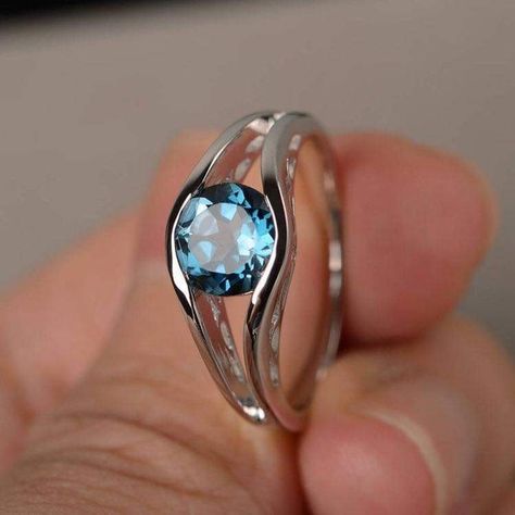 London Topaz Ring, Blue Topaz Engagement Ring, Topaz Engagement Ring, London Blue Topaz Ring, Gold Ring Designs, Round Cut Engagement Rings, Engagement Rings Round, London Blue Topaz, London Blue