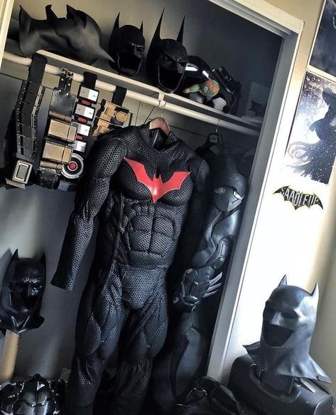 Batman Room, Batman Suit, Batman Concept, Batman Armor, Batman Costumes, Batman Cosplay, Batman Pictures, Batman Costume, Foto Top