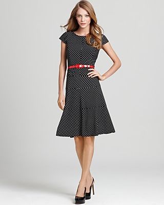 Oooh, I want! Anne Klein Dress, Polka Dress, Beautiful Clothes, Girly Stuff, Fashion Black, Dress Elegant, Dress Suits, Polka Dot Dress, Dot Dress