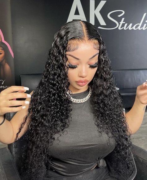 Instagram:@asiakendra Curly Hair Sew In, Black Curly Wig, Hair Natural Color, Wig Styling, Cute Box Braids Hairstyles, Lace Front Wigs Human Hair, Curly Lace Front Wigs, Wigs Human Hair, Hair Ponytail Styles