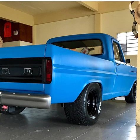 Ford 79, F100 Truck, Slammed Trucks, Man Garage, Hot Trucks, Ford Trucks F150, Vintage Pickup, Dropped Trucks, Deer Pictures