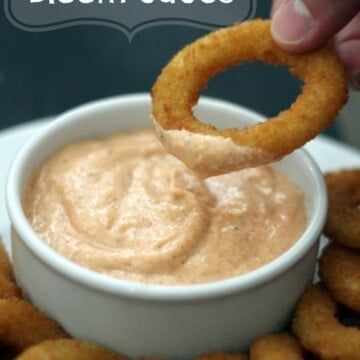 Copycat Outback Bloom Sauce - Domestic Superhero Burger King Onion Rings, Onion Ring Sauce, Burger King Zesty Sauce, Copycat Outback, Sauce Burger, Food Sauces, Homemade Dressings, Fried Veggies, Bloomin Onion