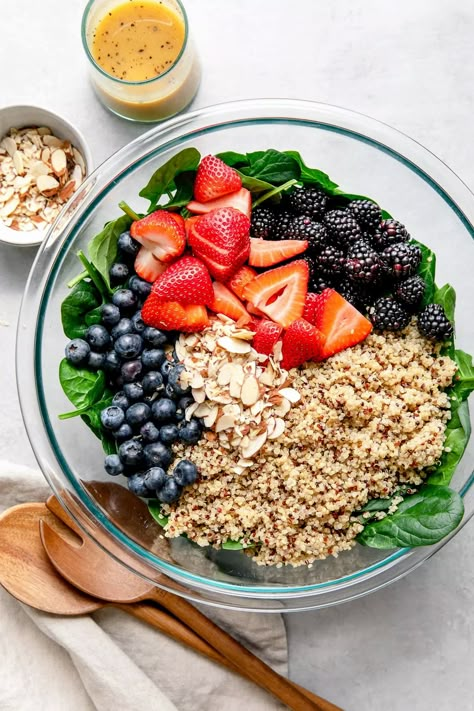 Get fresh with this colorful and healthy Berry Spinach Quinoa Salad recipe with fresh strawberries, blueberries, and blackberries all tossed with a lip smacking citrus dressing! Quinoa Berry Salad, Quinoa Salad Recipes Cold, Eoe Diet, Spinach Quinoa Salad, Gf Salads, Quinoa Spinach Salad, No Heat Lunch, Simple Veganista, Health Changes