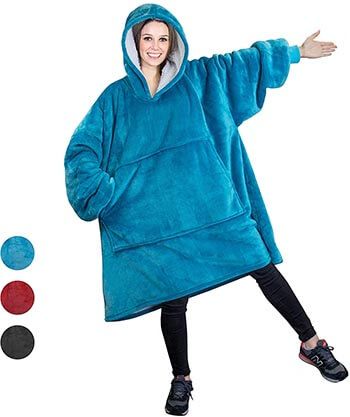 Big Hoodies, Sweatshirt Blanket, Hoodie Cozy, Comfy Blankets, Hoodie Blanket, Wearable Blanket, Comfy Hoodies, Versatile Outfits, Cold Weather Outfits