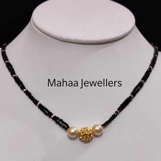 Kerala Jewellery, O Necklace, Jewellery Bangles, Ear Tops, Mangalsutra Design, Black Beads Mangalsutra, Black Beads Mangalsutra Design, Beads Collection, Pearl Jewelry Design